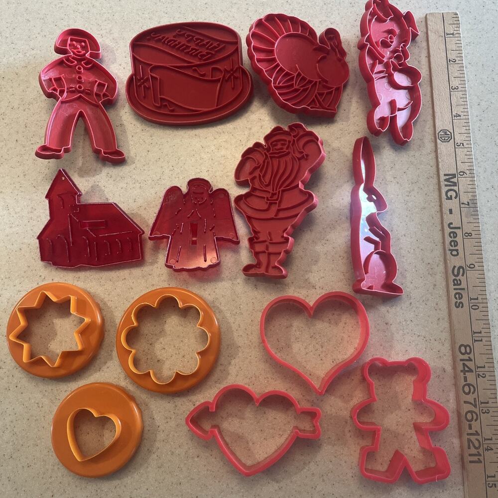 Lot Of 14 Vintage Plastic Cookie Cutters Various Holidays Bakercore Creativecook